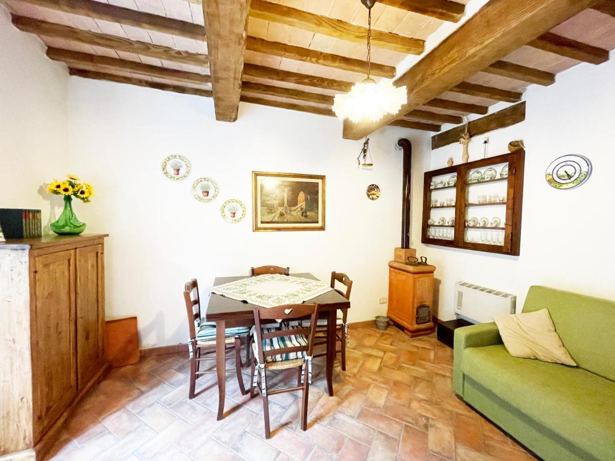 Angolino Appartamento In Centro E Terme A 10 Min San Quirico dʼOrcia Eksteriør bilde